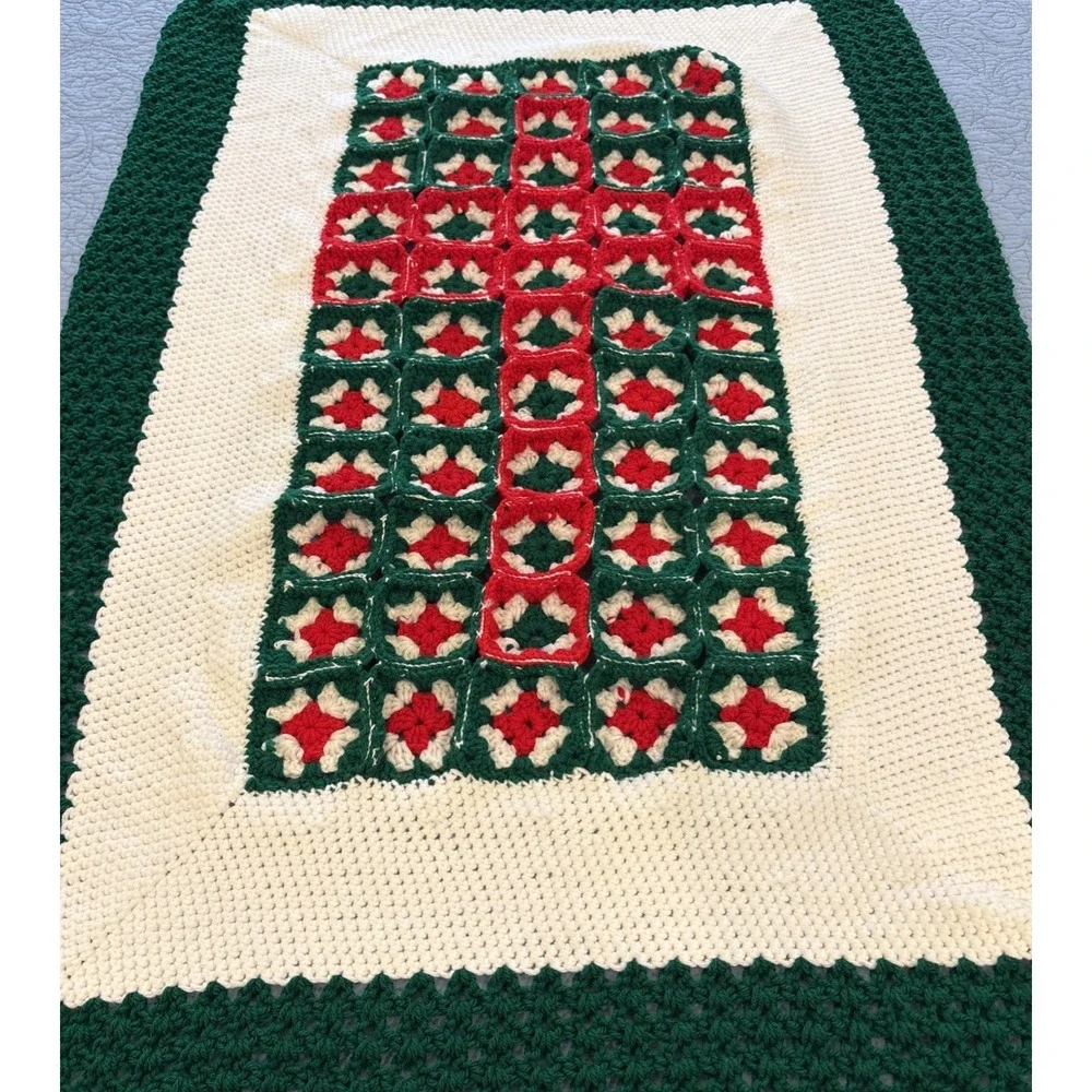 Granny Square Afghan Crochet Throw Christmas Red Green Handmade 28.5